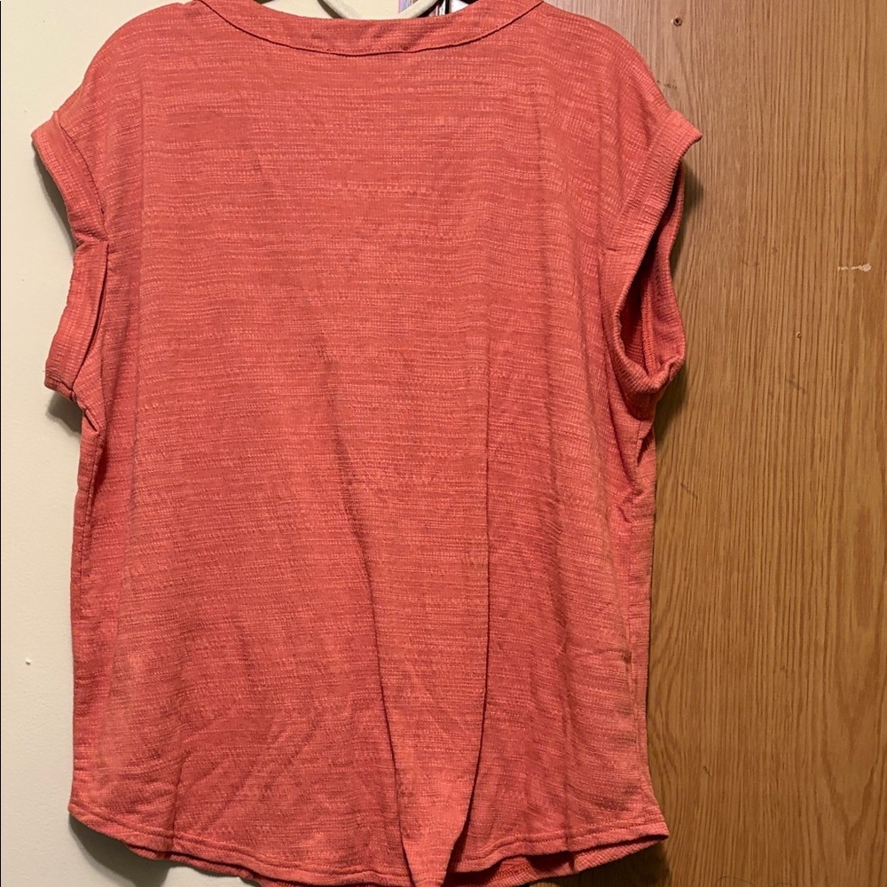 Jane and Delancey Coral Blouse - Picture 4 of 8